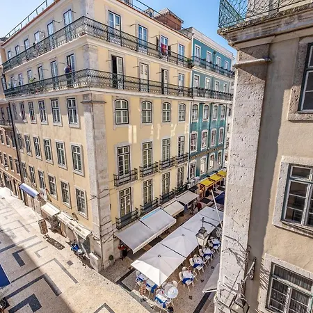 Sunny Downtown Apartment By Guestready Apartment