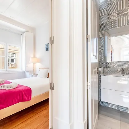 Sunny Downtown Apartment By Guestready * Lisbon